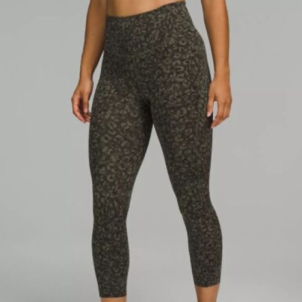 Lululemon leggings